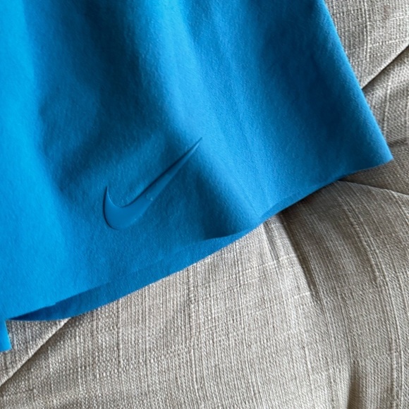 Nike Women's Vibrant Blue Mini Skirt - Picture 5 of 8